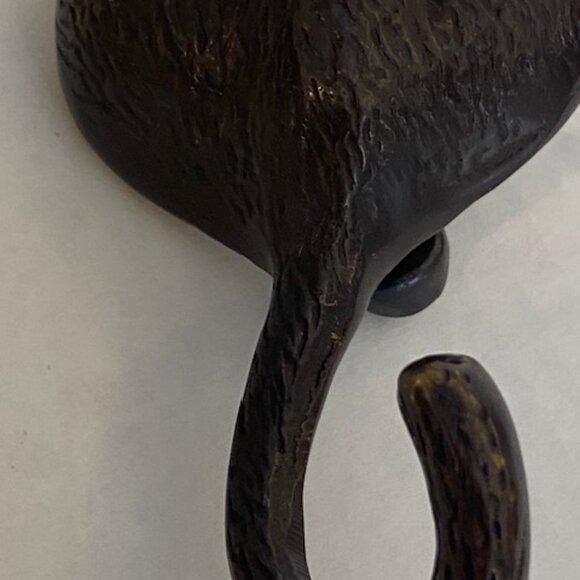 Solid Brass Cat Door knocker. Brand New with hanging hardware - Picture 6 of 8